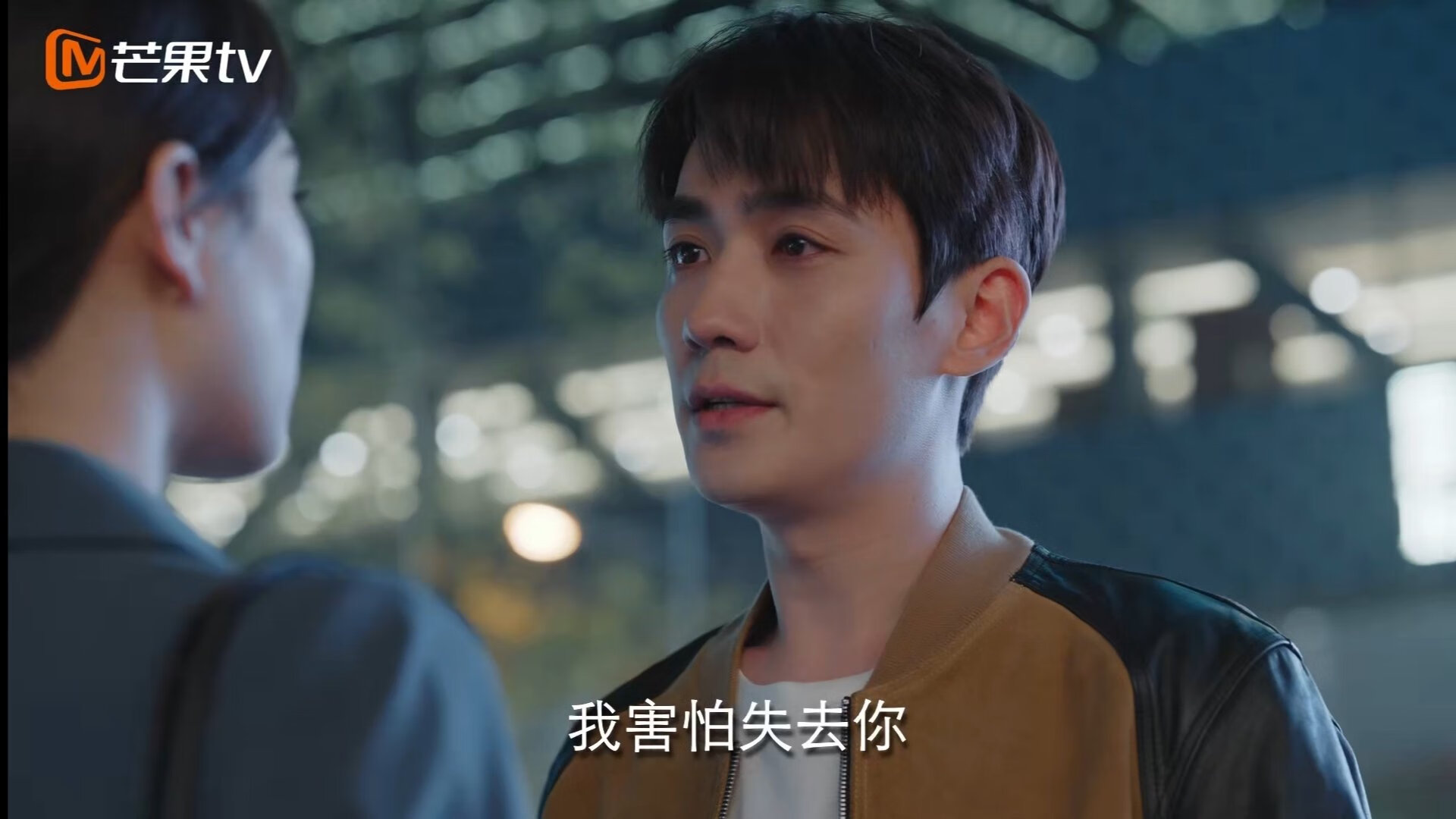 九游网页版官网-_户外极限飞行表演：挑战天际边界_，飞行 极限运动