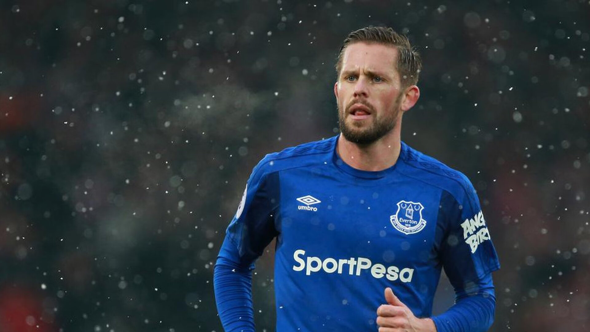 顶级中锋在挡拆战术中的使用方式，中锋挡拆顺下技巧